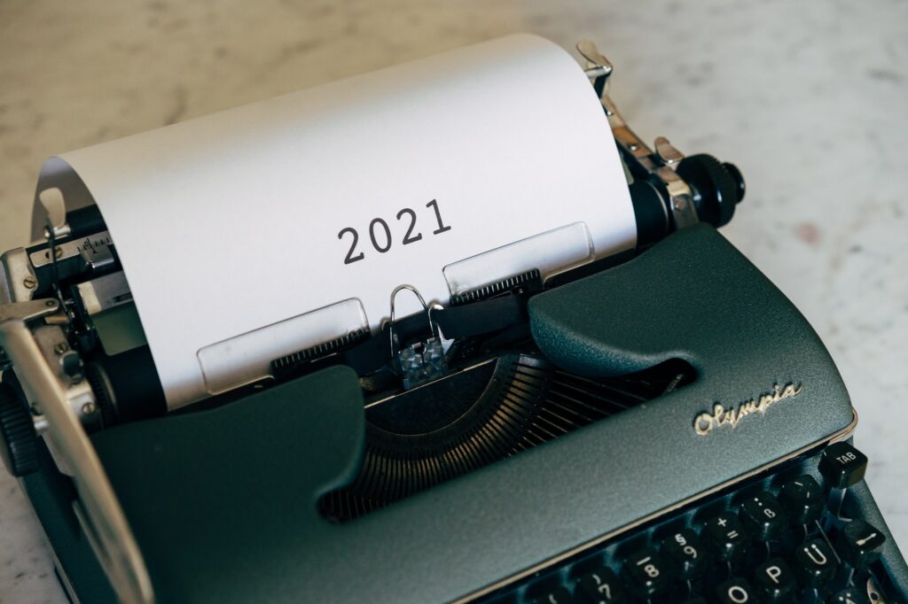 old-fashioned-typewriter-printing-workplace-trends-of-2021